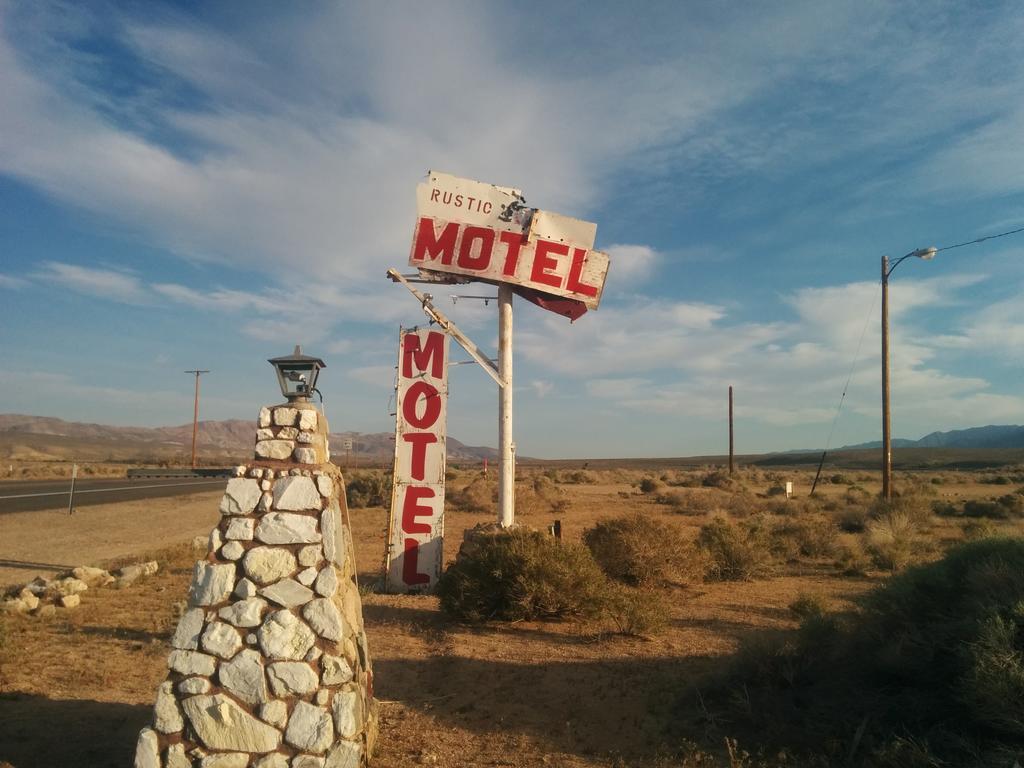 Rustic Oasis Motel Оланча Екстериор снимка